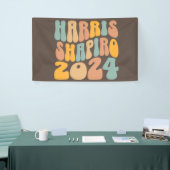 Kamala Harris Shapiro Wavy Text Retro Trendy Spandoek (Beurs)