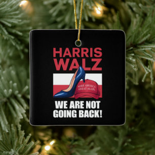 Kamala Harris stapt op rood MAGA-Pet Keramisch Ornament