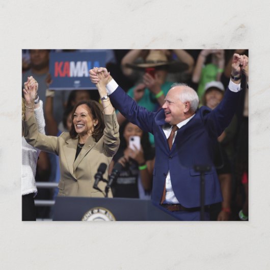 Kamala Harris & Tim Walz Briefkaart (Voorkant)