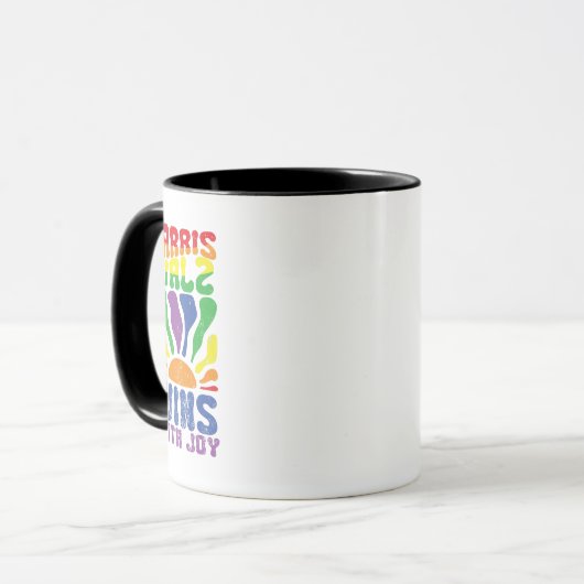 Kamala wint met Joy Retro Boho Harris Walz LGBT Mok (Voorkant links)