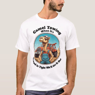 Kameel trekt vastgeklemd vast t-shirt