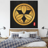 KAMON (familiekloeg) SATO Canvas Afdruk (Insitu (Slaapkamer))