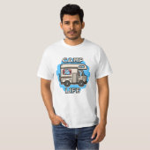 Kamp Leven | Retrocamper T-shirt (Voorkant volledig)