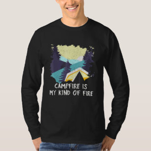 Kampvuur is mijn soort brandende kamper t-shirt