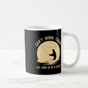 Kan niet werken vandaag mijn arm is in een gegoten koffiemok