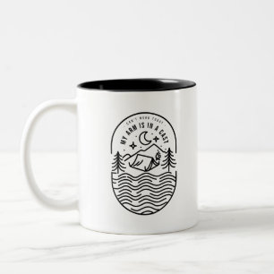 Kan vandaag niet werken. Mijn arm zit in het gips Tweekleurige Koffiemok