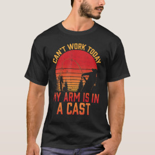 Kan werken vandaag mijn arm in een gegoten vissers t-shirt