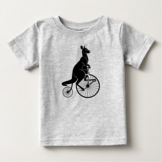 Kangaroo Riding Vintage Bike Rompwe