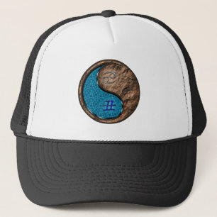 Kanker & Aardse Os Trucker Pet