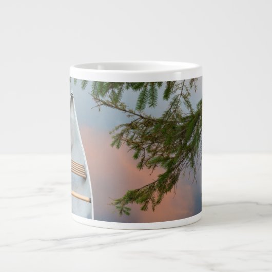 Kano op het meer bij zonsondergang in Canada Jumbo Mok (Voorkant)