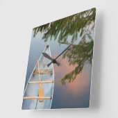 Kano op het meer bij zonsondergang in Canada Vierkante Klok (Hoek)