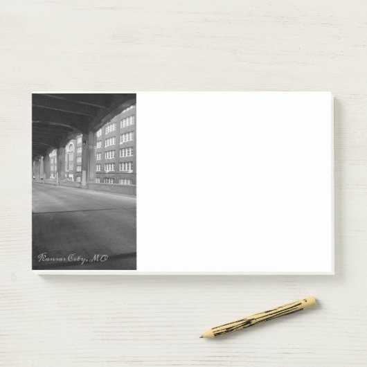 Kansas City, notes de post-it de MOIS (Sur un bureau)