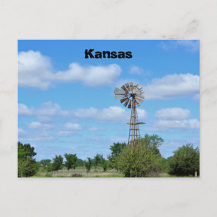 Kansas Country Windmill met blauwe lucht. Briefkaart