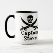 Kapitein Steve Mok (Links)
