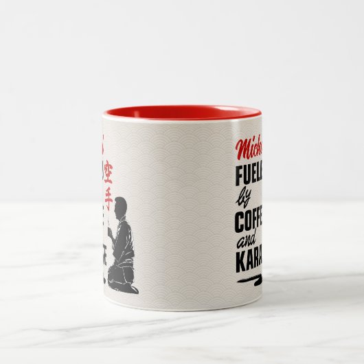 Karate - fueled by coffee and karate. tweekleurige koffiemok (Center)