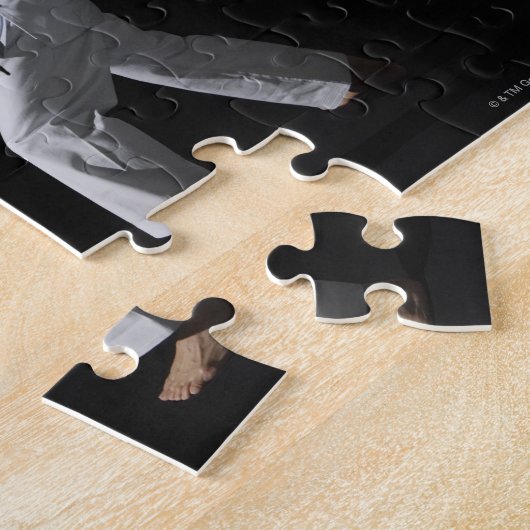 Karate master demonstratie, studio shot legpuzzel (Zijkant)