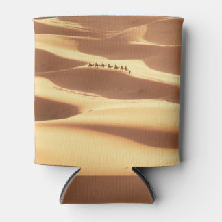 Karavaan in Sahara woestijn Blikjeskoeler