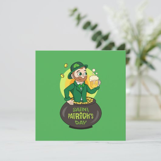 Karikatuur Leprechaun in een pot goud met een pint Kaart (Staand voorkant)