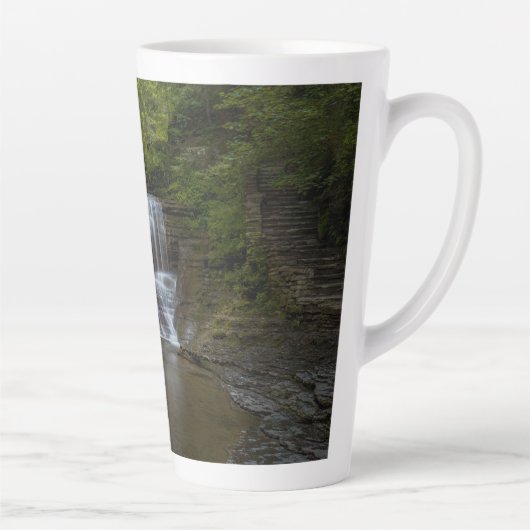 Karnemelk Herfsten Watervallen in Ithaca Nederland Latte Mok (Rechts)