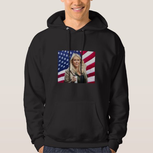 Karoline Leavitt Hoodie (Voorkant)