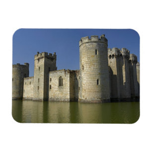 Kasteel Bodiam (1385), weerspiegeld in slotgracht, Magneet