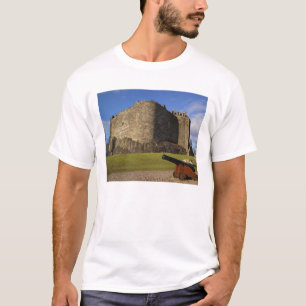 Kasteel Dunstaffnage, Argyll en Bute, Schotland T-shirt