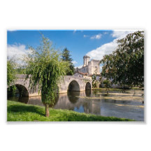 Kasteel van Bourdeilles en stenen brug, Frankrijk