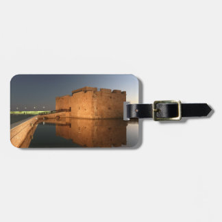 Kasteel van Paphos en reflecties bij zonsondergang Bagagelabel