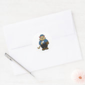 Kat als Postman met envelop en tas Ronde Sticker (Envelop)
