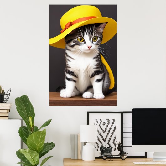 Kat en schattige kat in geel pet | AI Art. Poster (Thuiskantoor)