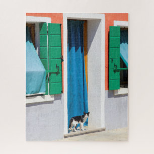 Kat in de deuropening in Burano, Italië Legpuzzel