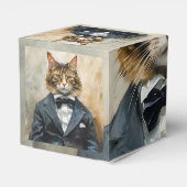 Kat in een pak bedankdoosjes (Achterkant)