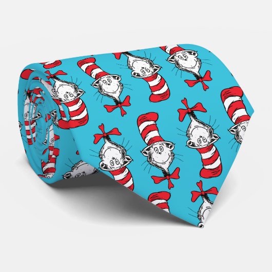 Kat in het Pet Stropdas (Opgerold)