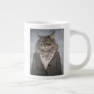 Kat in kleding extra grote beker