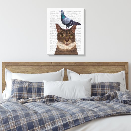 Kat met duif op kop canvas afdruk (Insitu (Slaapkamer))