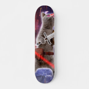 Kat met worstjes met ooglasers skateboard