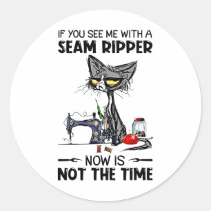 Kat naaien als je me ziet met een naairipper ronde sticker
