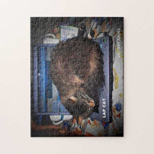 Kat op een laptop introduceren of uw eigen laptop  legpuzzel (Verticaal)