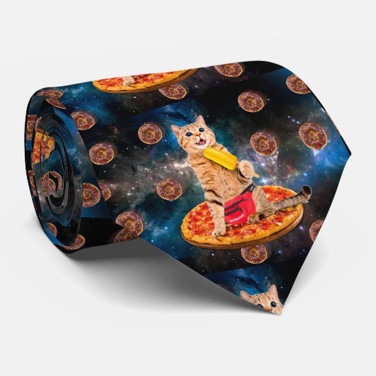 Kat op een pizza die ijs eet stropdas (Opgerold)