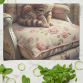 Kat op een stoel (Shabby Chic) Theedoek (Gevouwen)
