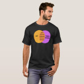 Kat programmeur voor IT Techie Kat Pun Meme T-shirt (Voorkant volledig)