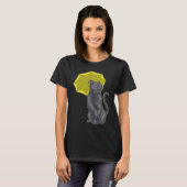 Kat regenende paraplu t-shirt (Voorkant volledig)