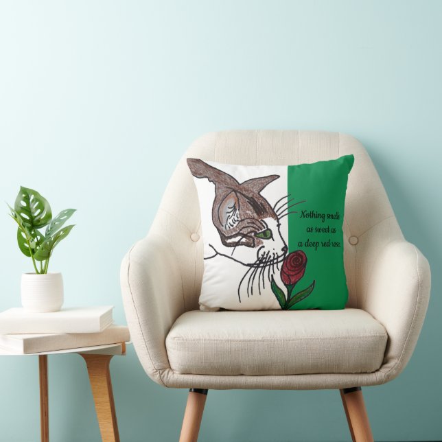 Kat ruikt diepe rode roos kussen (Stoel)