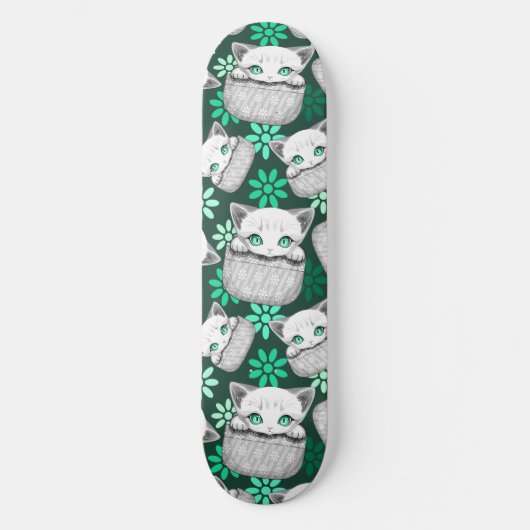 Kat Schattige en speels piekend uit een broekzak Skateboard (Voorkant)