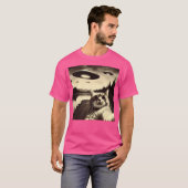 Kat Selfie met UFO T-shirt (Voorkant volledig)