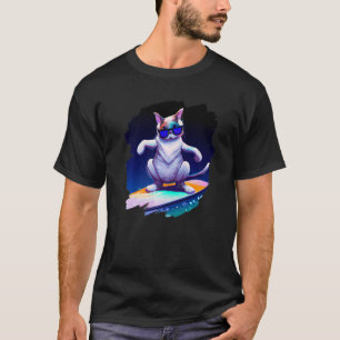 Kat Surfende Surfer Riding Wave Ocean Artistic Coo T-shirt