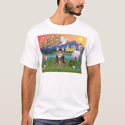 Kat - (Tabby) - Fantasy Land T-shirt (Voorkant)