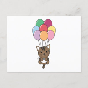 Kat vliegt omhoog met kleurrijke ballonnen briefkaart