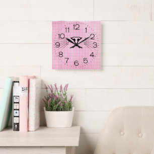 Kat Whiskers op Roze en White Gingham Vierkante Klok