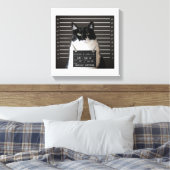 Katie is...BESCHULDIGDE Mok neergeschoten op doek Canvas Afdruk (Insitu (Slaapkamer))